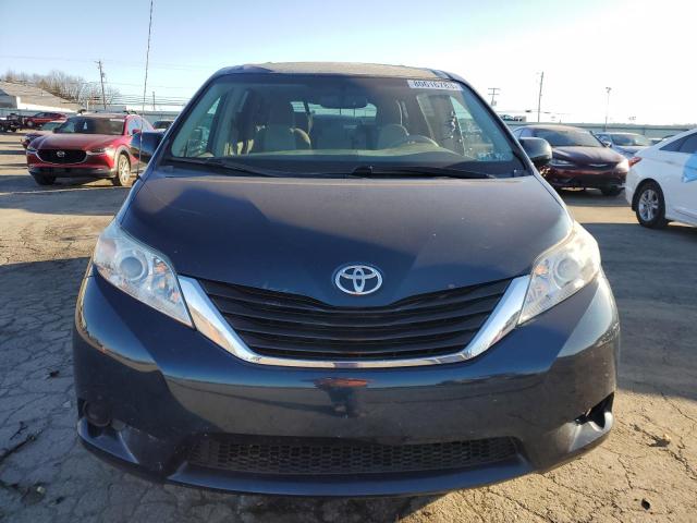 5TDKK3DC6CS201668 - 2012 TOYOTA SIENNA LE BLUE photo 5