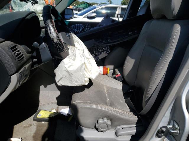 JF1SG65654H765450 - 2004 SUBARU FORESTER 2.5XS Srebrny zdjęcie 7