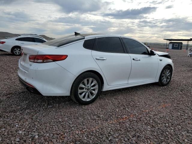 5XXGU4L39GG107606 - 2016 KIA OPTIMA EX WHITE photo 3