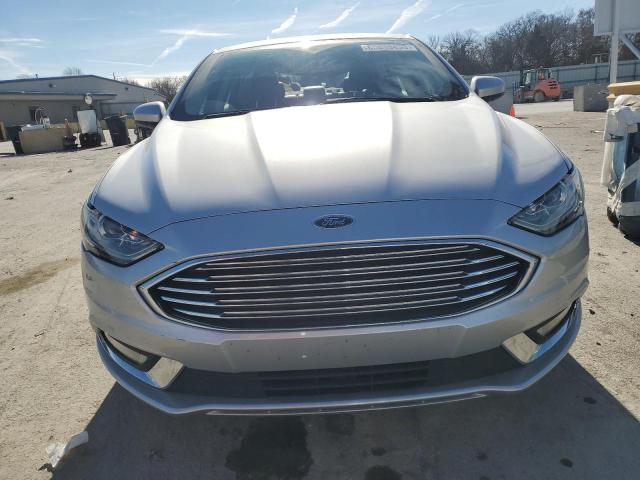 3FA6P0H73JR166589 - 2018 FORD FUSION SE SILVER photo 5