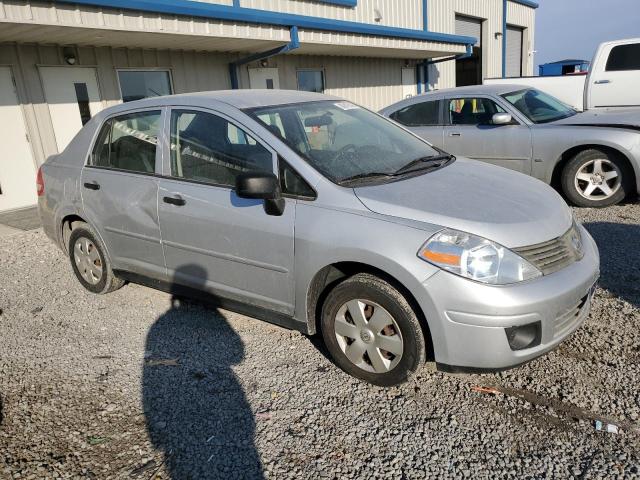 3N1CC1AP2BL489273 - 2011 NISSAN VERSA S SILVER photo 4