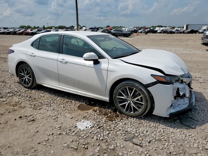 4T1G11AK2RU850778 - 2024 TOYOTA CAMRY SE NIGHT SHADE WHITE photo 4