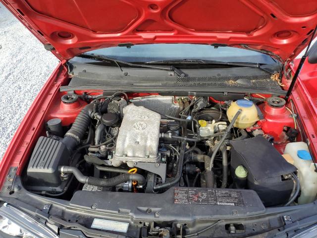 3VWDC21VX1M815977 - 2001 VOLKSWAGEN CABRIO GLX RED photo 11