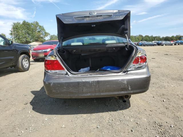 4T1BE32K35U552226 - 2005 TOYOTA CAMRY LE GRAY photo 6