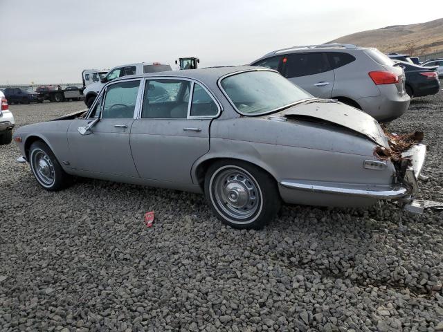 UD1L73106BW - 1973 JAGUAR XJ6 GRAY photo 2