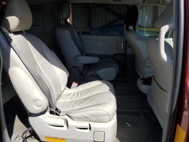 5TDDK3DCXCS047815 - 2012 TOYOTA SIENNA XLE MAROON photo 11