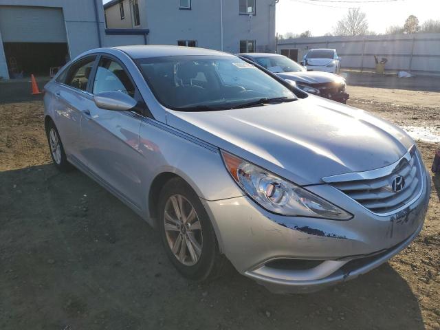 5NPEB4AC3BH024296 - 2011 HYUNDAI SONATA GLS SILVER photo 4