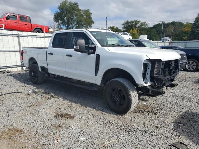 1FT8W2BA0PED40149 - 2023 FORD F250 SUPER DUTY 白色 照片 4