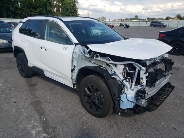 2T3W1RFVXRW338593 - 2024 TOYOTA RAV4 XLE WHITE photo 4