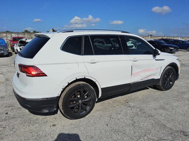 3VV3B7AX0RM043602 - 2024 VOLKSWAGEN TIGUAN SE 白色 照片 3