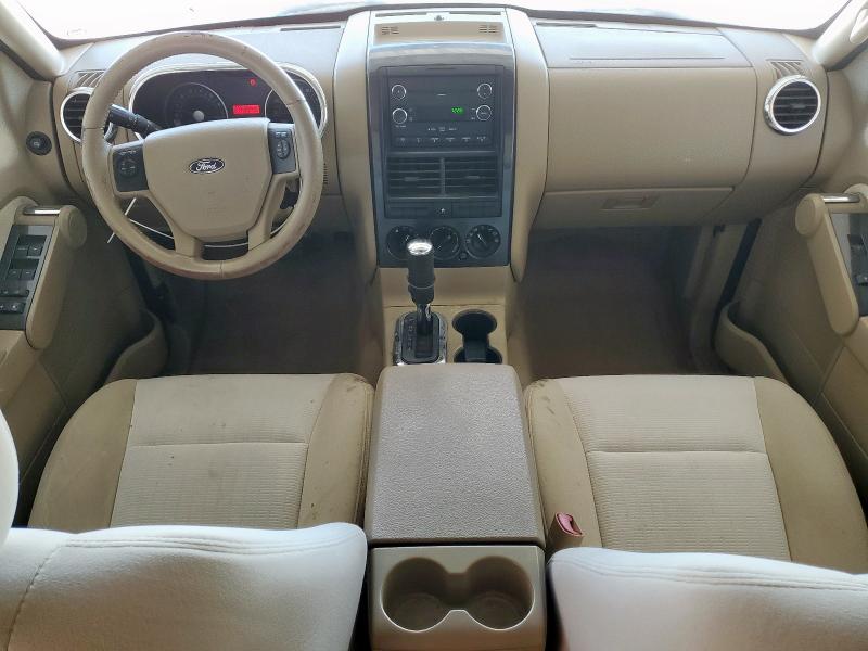 1FMEU63818UA17145 - 2008 FORD EXPLORER XLT WHITE photo 8