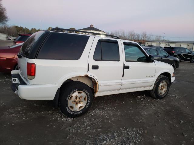 1GNDT13W8X2225786 - 1999 CHEVROLET BLAZER WHITE photo 3