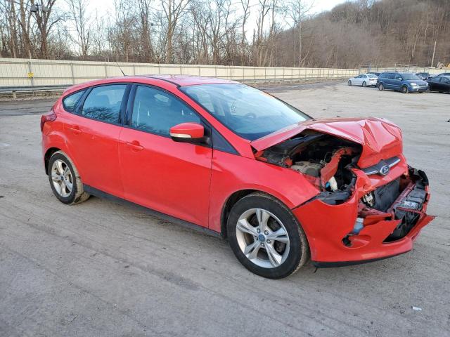 1FADP3K21EL295067 - 2014 FORD FOCUS SE RED photo 4