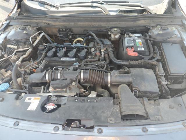 1HGCV1F47JA133592 - 2018 HONDA ACCORD EX SILVER photo 11