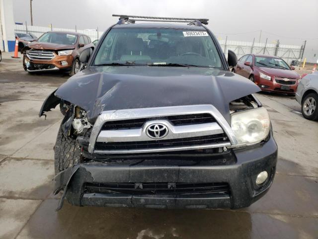 JTEBU14R768074825 - 2006 TOYOTA 4RUNNER SR5 BLACK photo 5