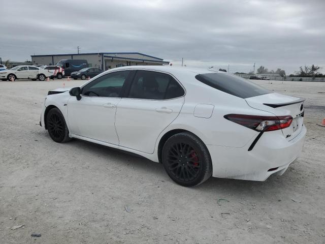 4T1G11AK2PU790837 - 2023 TOYOTA CAMRY SE NIGHT SHADE WHITE photo 2