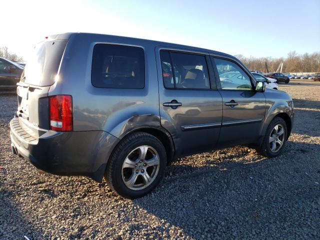 5FNYF4H44DB015205 - 2013 HONDA PILOT EX GRAY photo 3