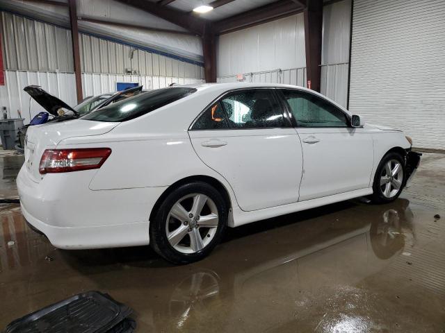 4T1BF3EK3BU586882 - 2011 TOYOTA CAMRY BASE WHITE photo 3