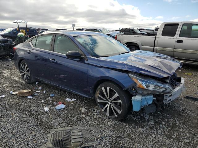 1N4BL4CV1KC136594 - 2019 NISSAN ALTIMA SR BLUE photo 4