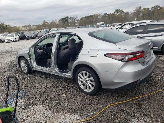 4T1C11AK7PU081447 - 2023 TOYOTA CAMRY LE SILVER photo 2