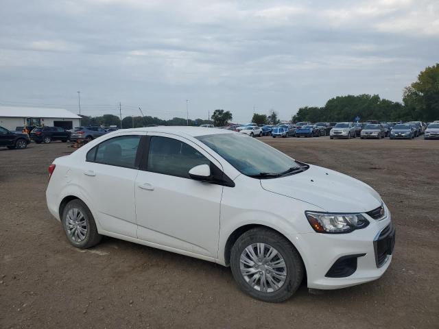 1G1JB5SH2J4130072 - 2018 CHEVROLET SONIC LS Weiß Foto 4