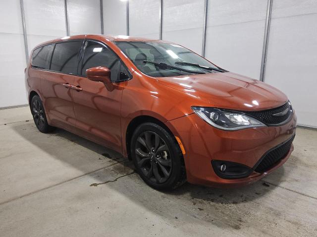 2C4RC1FG6JR263559 - 2018 CHRYSLER PACIFICA TOURING PLUS Қызғылт сары фото 4