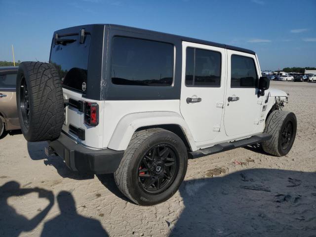 1C4BJWEG3JL822743 - 2018 JEEP WRANGLER U SAHARA WHITE photo 3