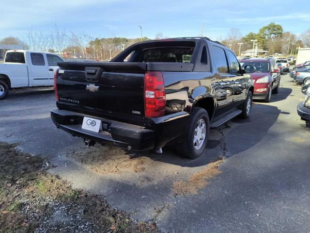 3GNEC12048G259119 - 2008 CHEVROLET AVALANCHE C1500 BLACK photo 4