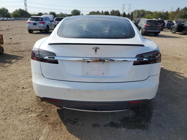 5YJSA1E47GF125080 - 2016 TESLA MODEL S WHITE photo 6