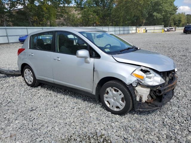 3N1BC1CP0BL512977 - 2011 NISSAN VERSA S SILVER photo 4