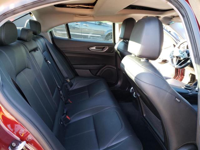 ZARFAEDNXH7558103 - 2017 ALFA ROMEO GIULIA Q4 BURGUNDY photo 10