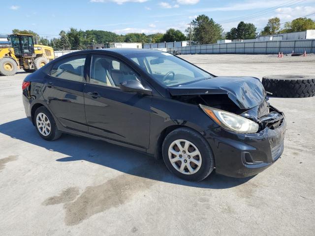 KMHCT4AEXDU279974 - 2013 HYUNDAI ACCENT GLS BLACK photo 4