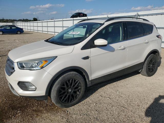 2017 FORD ESCAPE SE, 