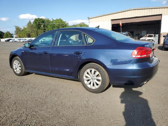 1VWAT7A38FC038674 - 2015 VOLKSWAGEN PASSAT S BLUE photo 2