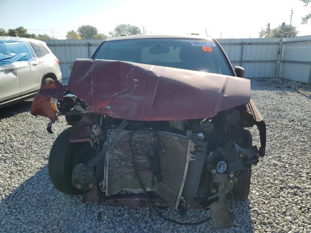 2C4RC1BG2CR226842 - 2012 CHRYSLER TOWN & COU TOURING RED photo 5