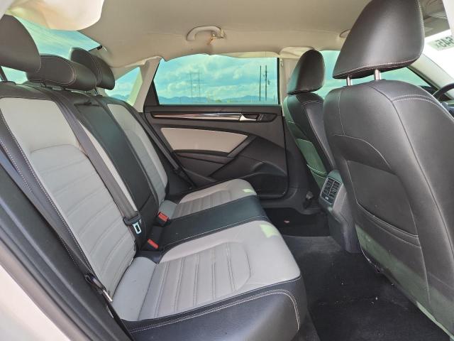 1VWBS7A35FC106341 - 2015 VOLKSWAGEN PASSAT SE WHITE photo 10