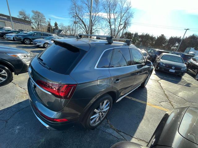 WA1C4AFY7M2103652 - 2021 AUDI SQ5 PRESTIGE GRAY photo 4