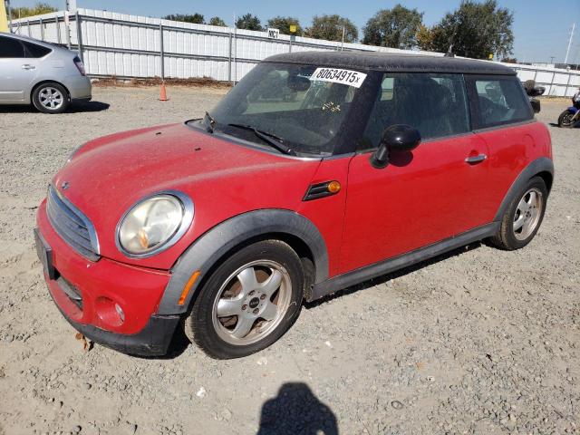 2011 MINI COOPER, 