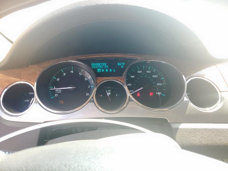 5GAKRBED7BJ222779 - 2011 BUICK ENCLAVE CXL WHITE photo 9