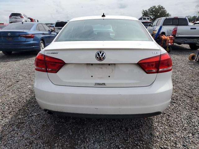 1VWAS7A30FC006417 - 2015 VOLKSWAGEN PASSAT S Weiß Foto 6