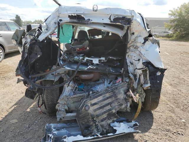 LYV102RK4JB083294 - 2018 VOLVO XC60 T5 Սպիտակ լուսանկար 6