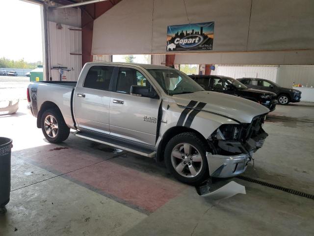 3C6RR7LT1GG163720 - 2016 RAM 1500 SLT SILVER photo 4