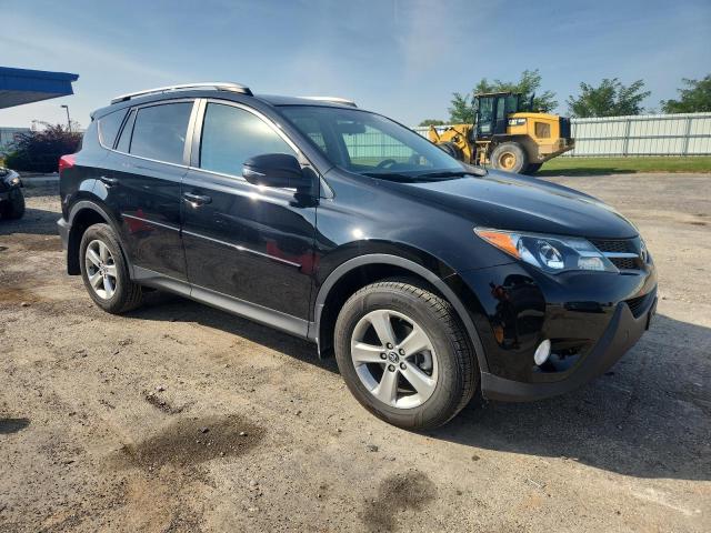 2T3RFREV2FW396015 - 2015 TOYOTA RAV4 XLE BLACK photo 4