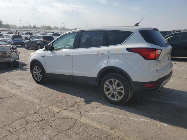 1FMCU0GD8KUC06023 - 2019 FORD ESCAPE SE 白色 照片 2