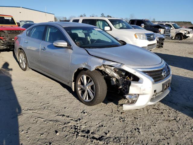 1N4AL3AP8FC202588 - 2015 NISSAN ALTIMA 2.5 SILVER photo 4