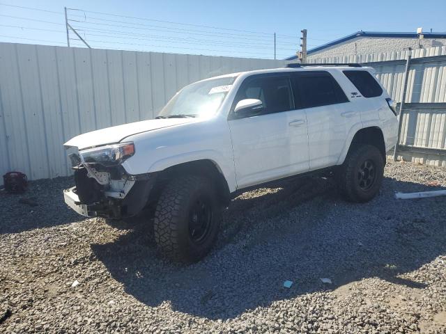 2024 TOYOTA 4RUNNER SR5/SR5 PREMIUM, 