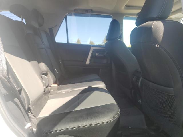 JTENU5JR5R6247993 - 2024 TOYOTA 4RUNNER SR5/SR5 PREMIUM WHITE photo 11