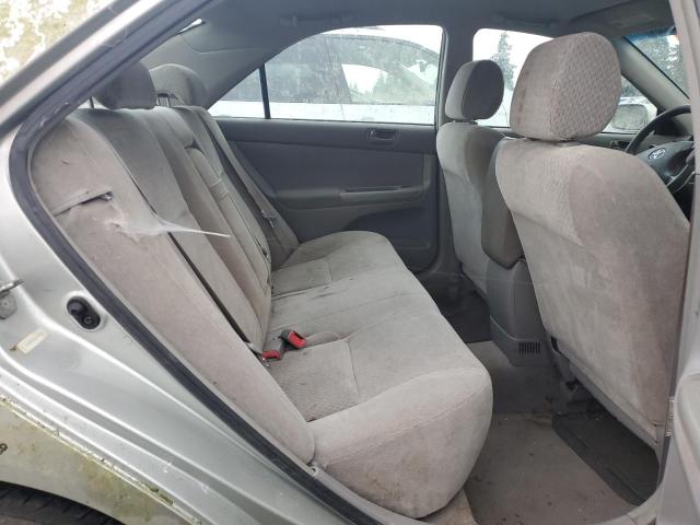 JTDBE32K020087539 - 2002 TOYOTA CAMRY LE SILVER photo 10