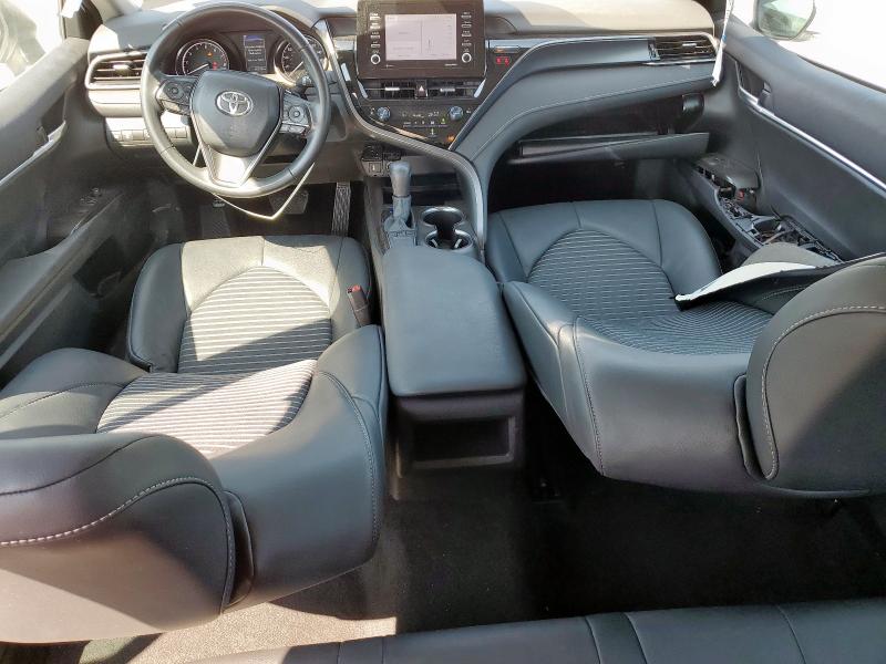 4T1G11AK8RU907551 - 2024 TOYOTA CAMRY SE NIGHT SHADE WHITE photo 8