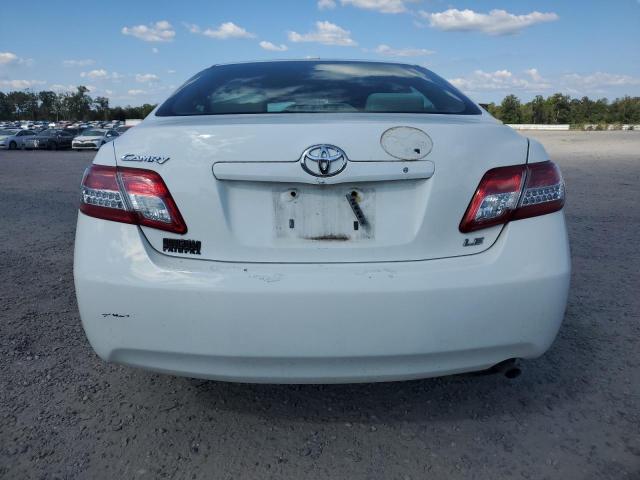 4T1BF3EK1BU678864 - 2011 TOYOTA CAMRY BASE Սպիտակ լուսանկար 6